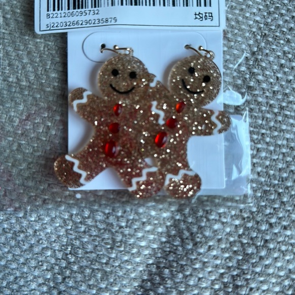 Gingerbread🎄Earrings - NWT - Picture 1 of 2